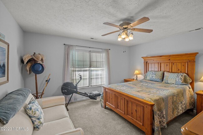 Building Photo - 102 Tiger Woods Pl