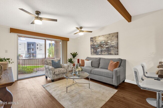 Building Photo - 16819 E Gunsight Dr