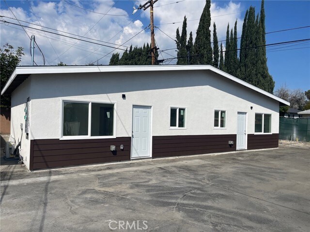 Building Photo - 751 Baylor Ave