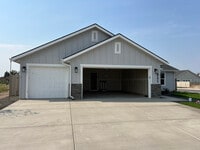 Building Photo - 19171 Smith Frk Wy