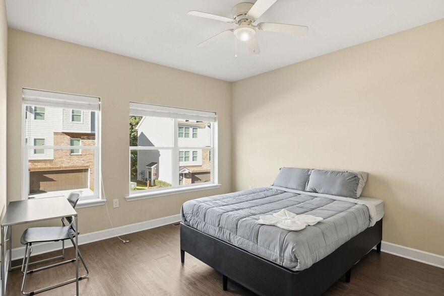 Building Photo - 205 Tiliwa Ct