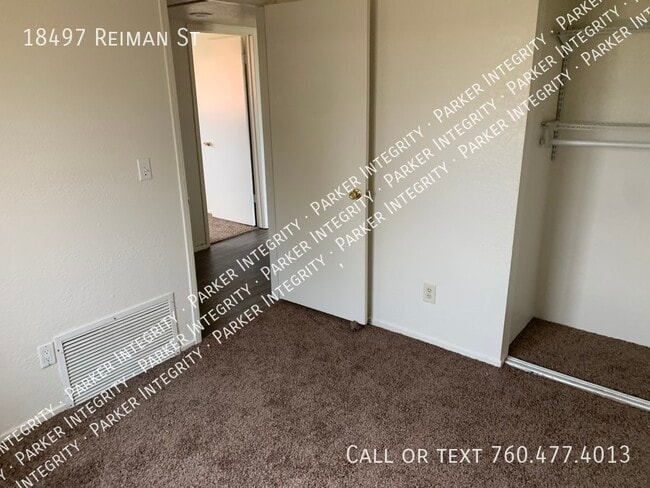 Building Photo - 18497 Reiman St