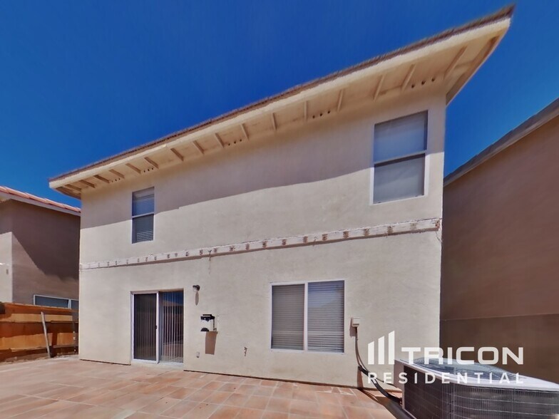 Building Photo - 14429 Queen Valley Rd