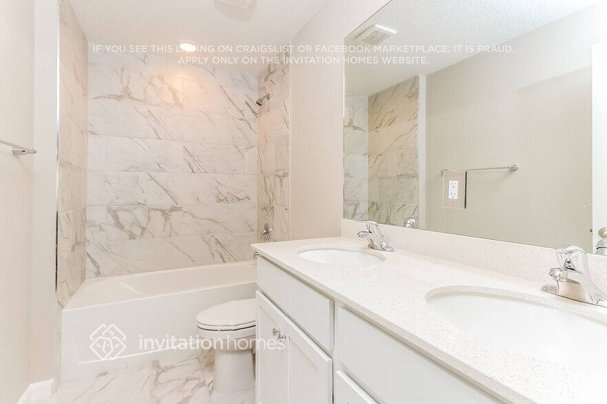 Building Photo - 4532 SW Floral St