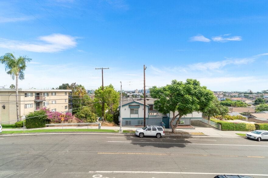 Building Photo - 301 S Cabrillo Ave