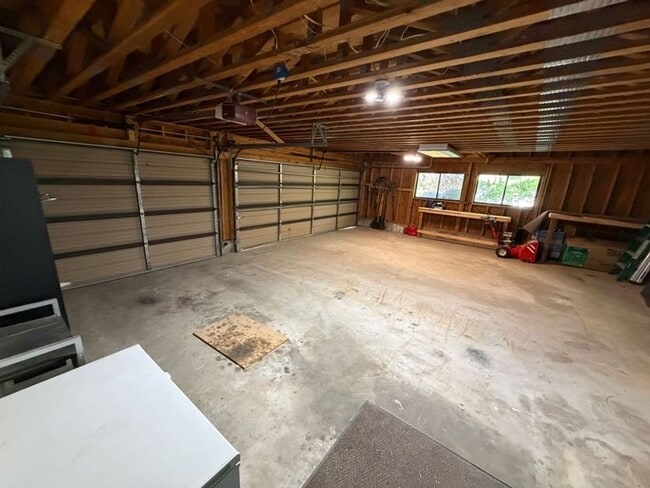 Building Photo - Beautiful Bountiful Home Near Temple & Mueller Park – Prime Location