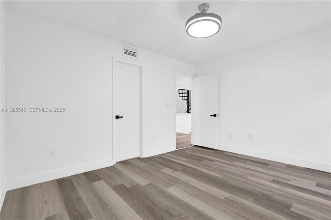 Building Photo - 13028 SW 88th Ln