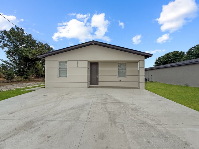 Building Photo - 3816 Ballard Rd