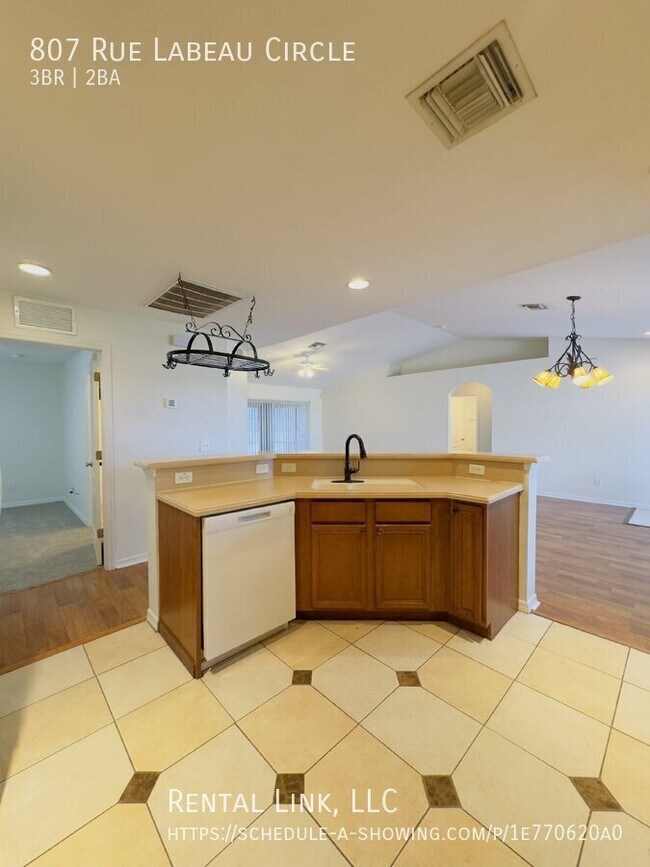 Building Photo - 807 Rue Labeau Cir