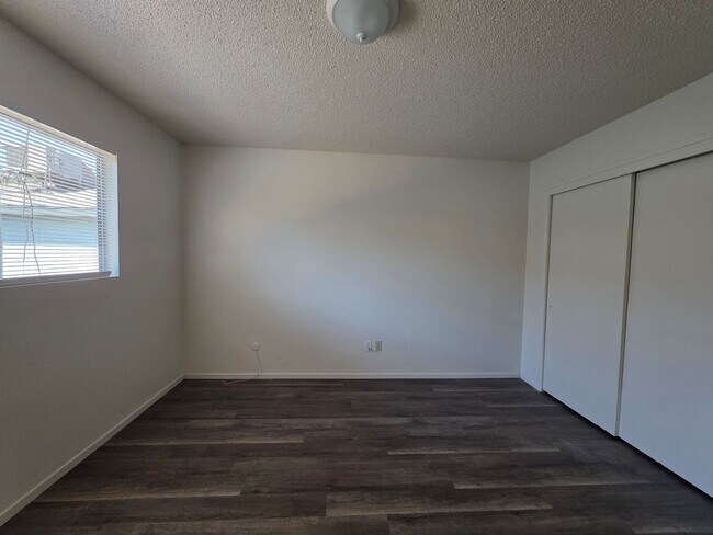 Building Photo - 114A Garnsey Ave