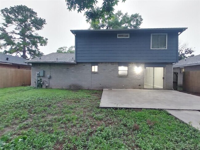 Building Photo - 12230 Haroldson Forest Dr