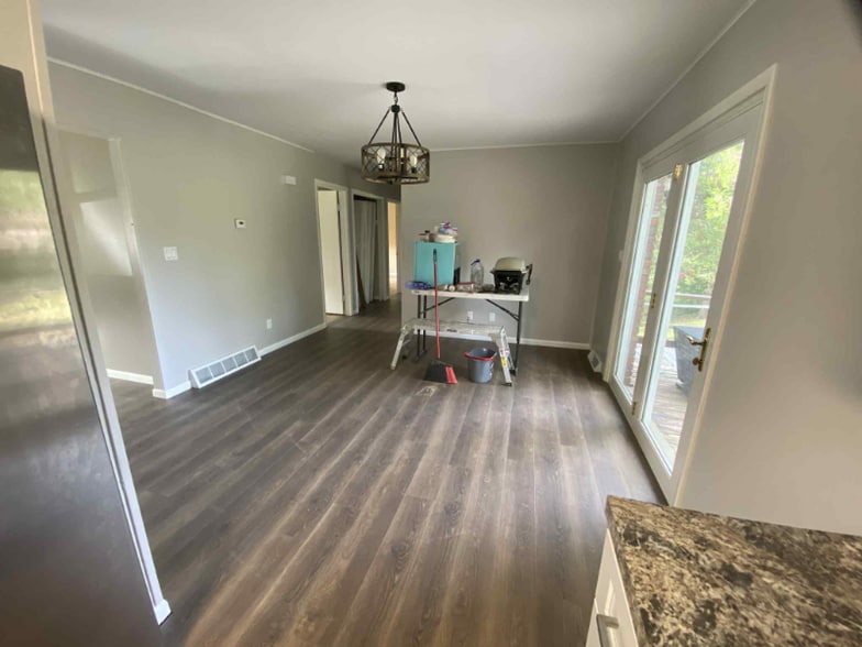 Building Photo - 412 Western Cir