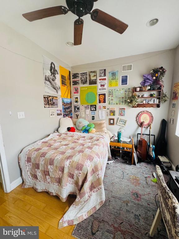 Building Photo - 1524 Fontain St