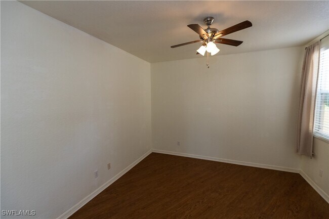 Building Photo - 12040 Summergate Cir