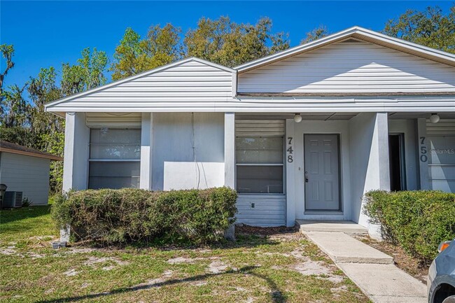 Primary Photo - 748 Zella Ln