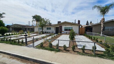 Building Photo - 3 Bd 2 BA Central Bakersfield