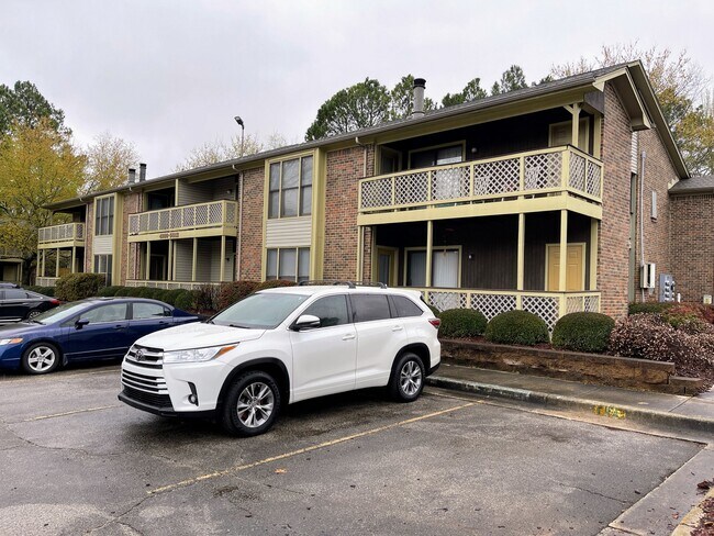 Building Photo - 5001-5007 7 Pine Cir