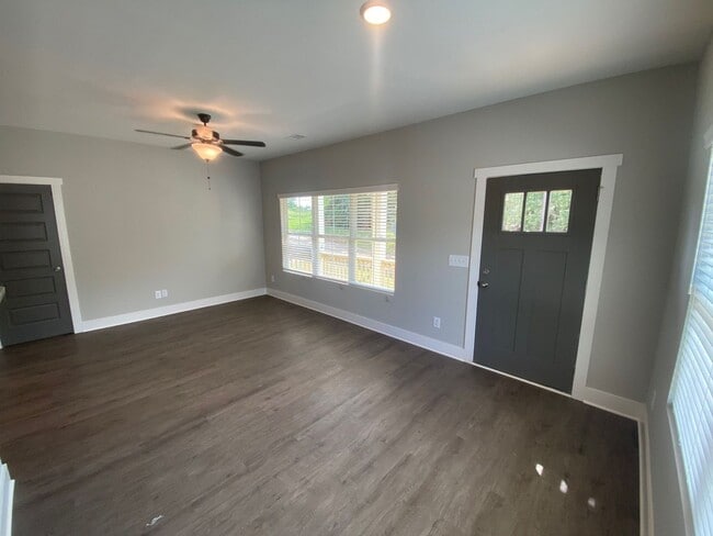 Building Photo - PRE LEASING FOR AUGUST 2026! NEW CONSTRUCTION!