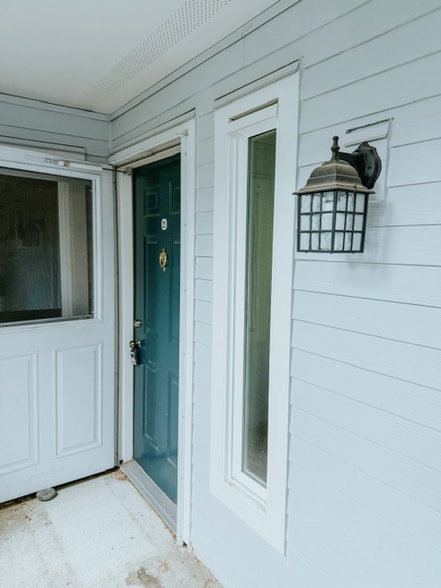 Building Photo - 911 N 163rd St