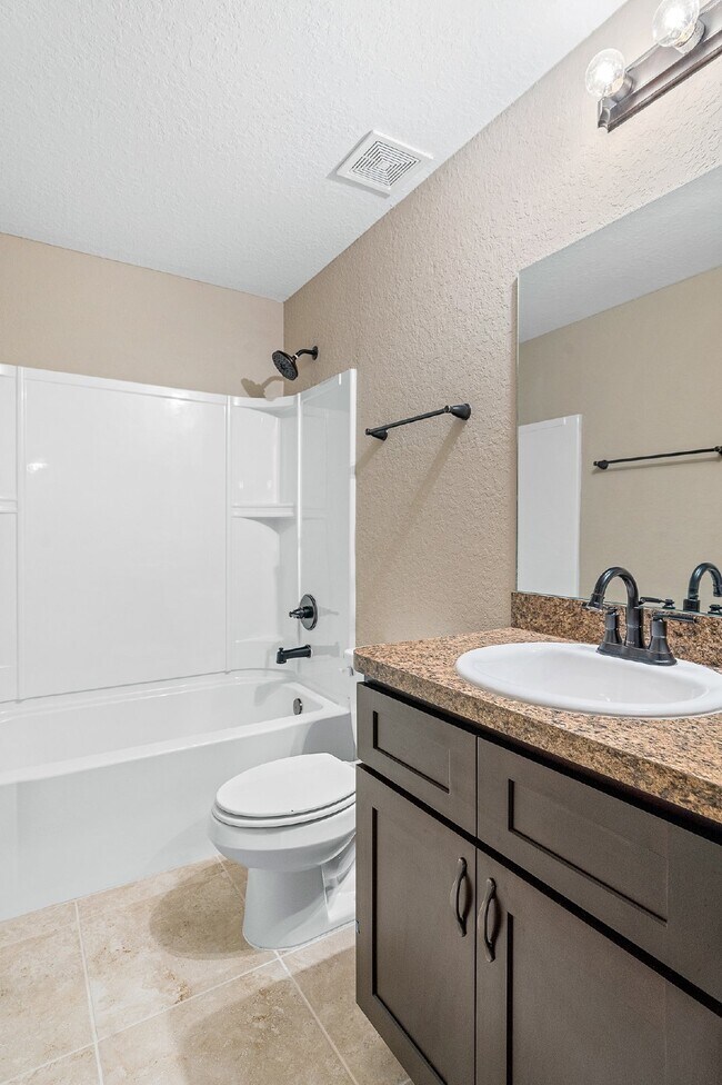 Building Photo - Beautiful Brand new 3 Bd/2 bath Home in Ma...