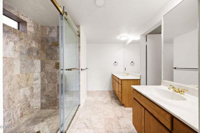 Building Photo - 534 Alta Vista Ave