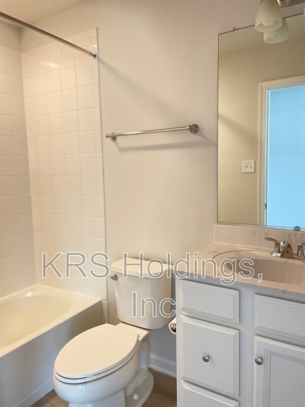 Building Photo - 316 Bimini Ln