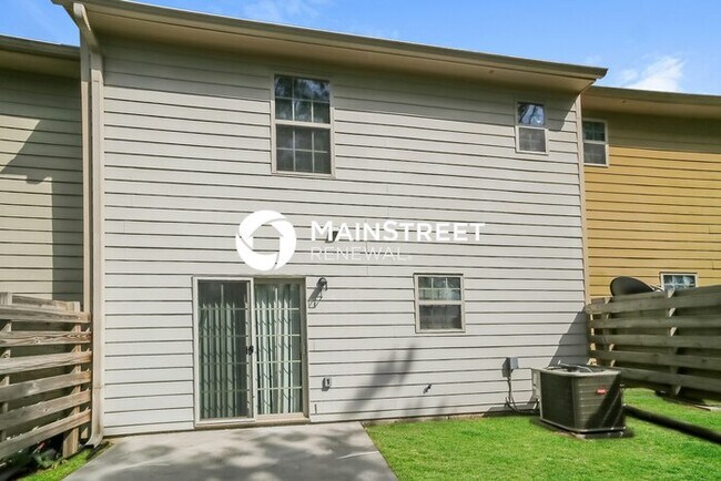 Building Photo - 2 Bedroom Pet-Friendly Home in Cartersvill...