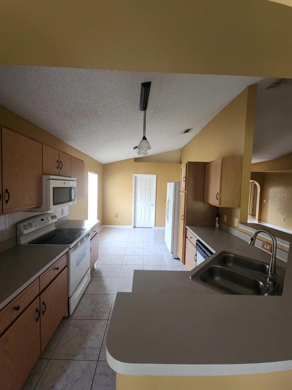 Building Photo - 3113 Turret Dr