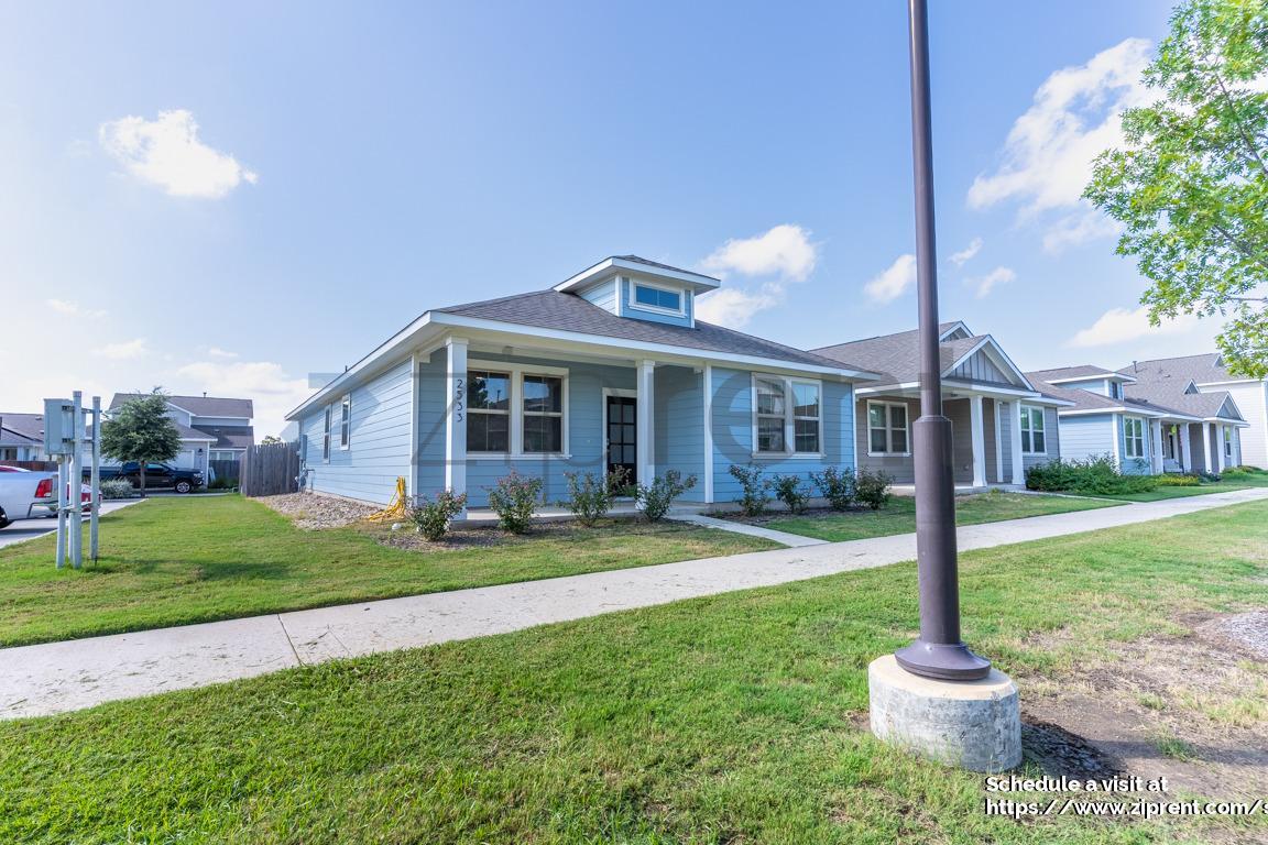 Building Photo - 2533 Pecan Island Dr