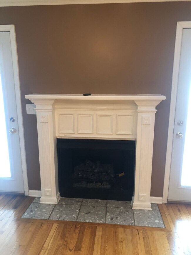 Building Photo - 3 Bedroom/3.5 Bath 2 story Condo - Kingsport, TN 37663