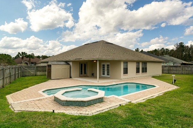 Building Photo - 2736 Maple Durham Dr