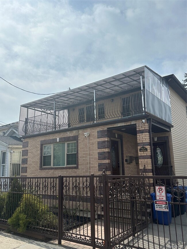 Building Photo - 225-10 146th Ave