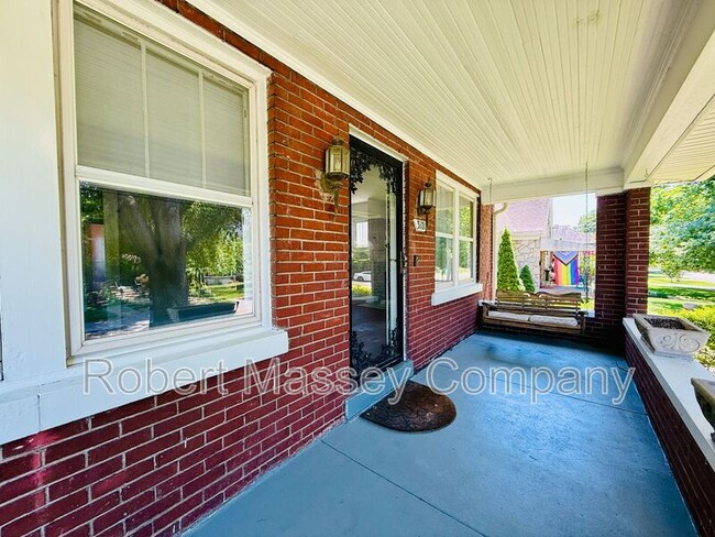 Building Photo - 3101 Teal Ave