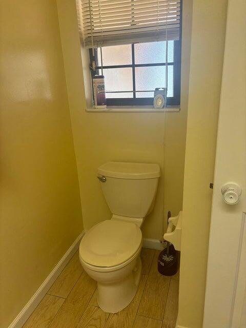 Building Photo - 650 Toxaway Dr