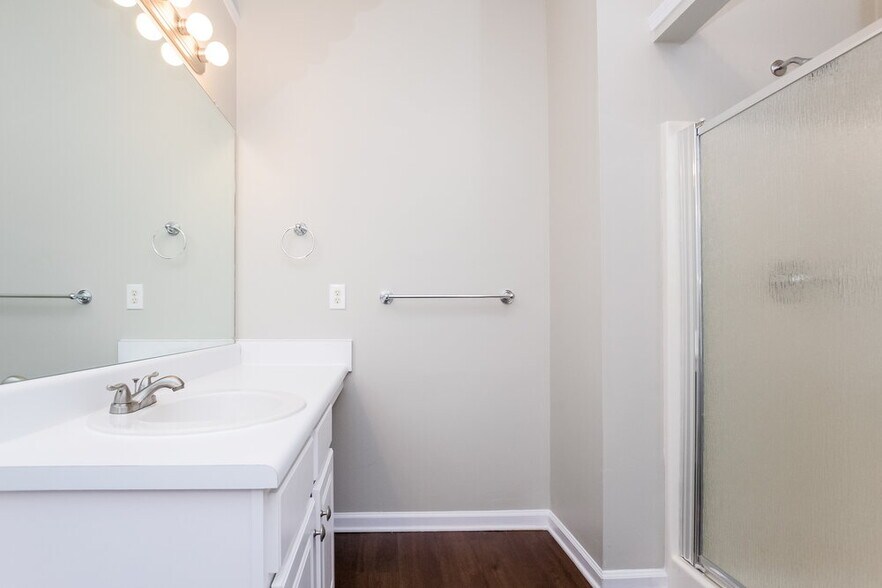 Building Photo - 3065 Trotters Field Dr SW