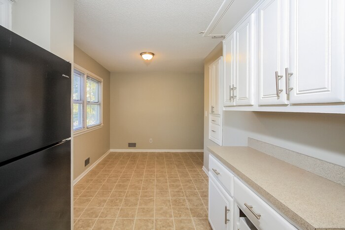 Building Photo - 11016 E 51 St S