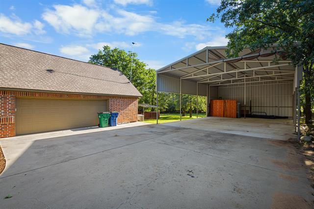 Building Photo - 19 Shady Creek Ln