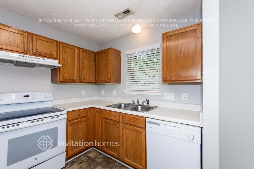 Building Photo - 8406 Galena View Dr