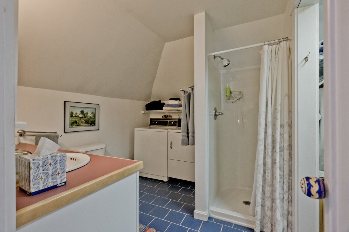 Master Bathroom - 34 Pleasant Ave