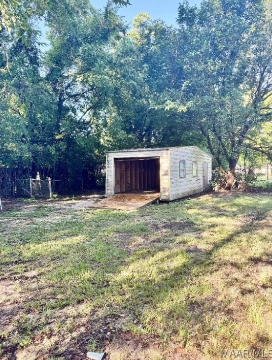 Building Photo - 1206 Woodbridge Dr