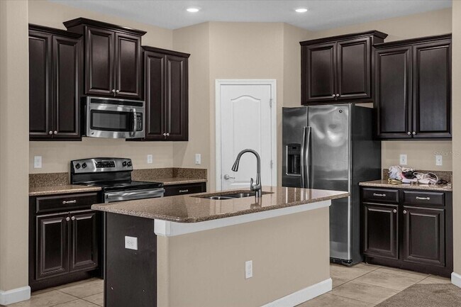 Building Photo - 13154 Kegan St