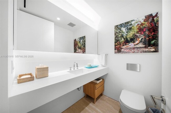 Building Photo - 9111 Collins Ave