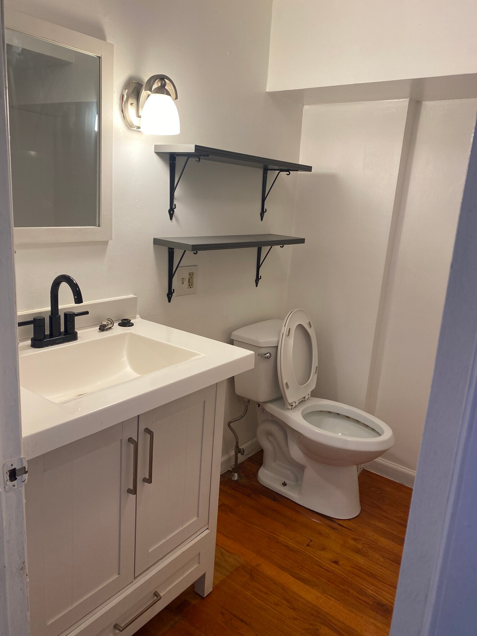 21. Unit 3 Bathroom - 1004 S. 11th Street
