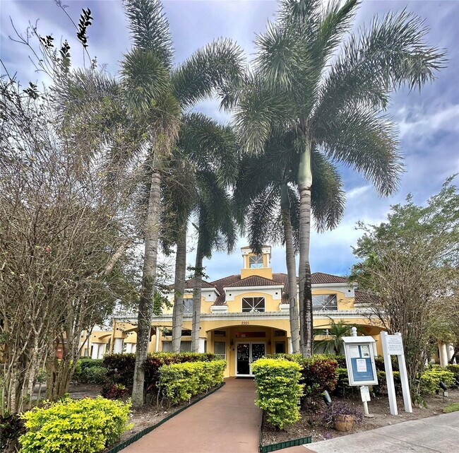 Building Photo - 2371 NW 33rd St