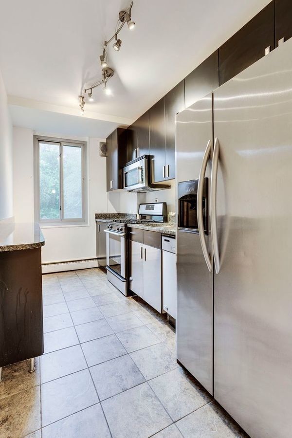 Building Photo - 4200 Cathedral Ave NW