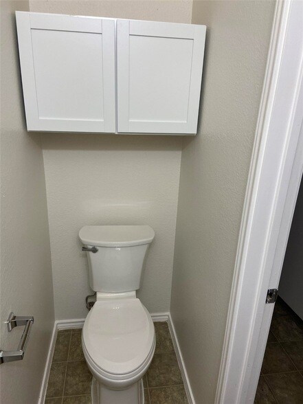 Building Photo - 3729 Bandera Ranch Rd