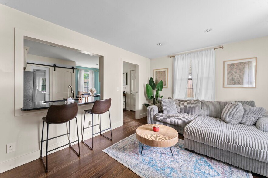 Building Photo - 119 Dodge Dr