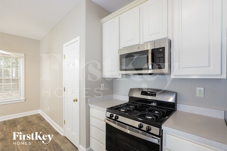 Building Photo - 239 James Allen Pl