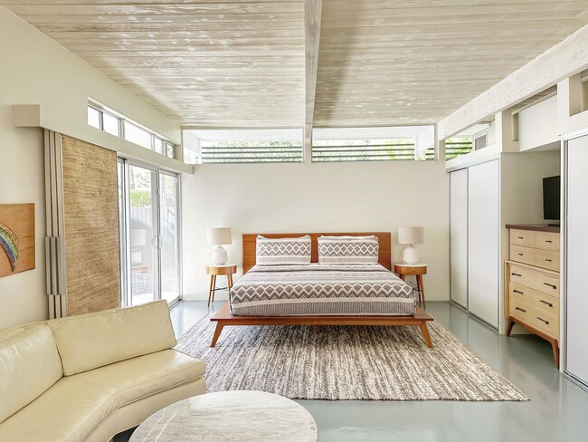 Building Photo - Stunning Midcentury Retreat in Twin Palms ...