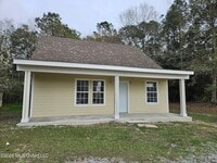 Building Photo - 2512 Beachview Dr